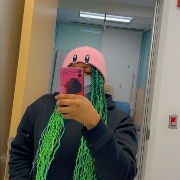 Meet your Posher, Dejenae - Picture 1 of 1